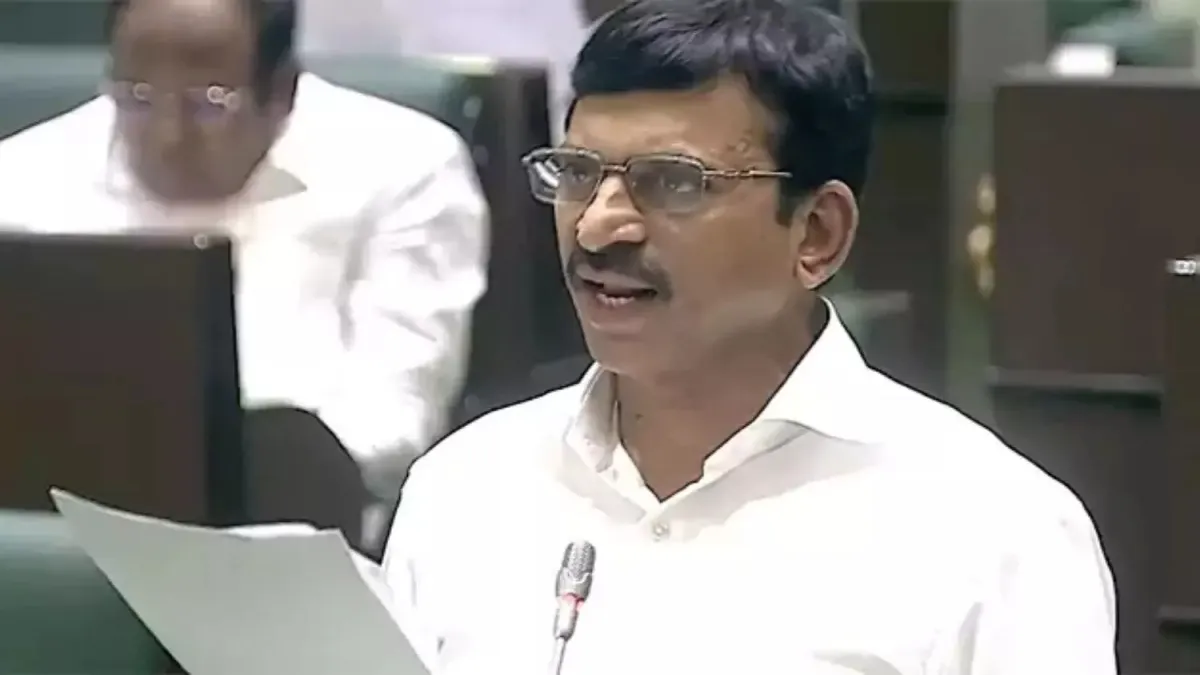 ధరణిలో 23 వేల ఎకరాల అక్రమాలు.. భూభారతి ఆషామాషీగా తీసుకురాలేదు: మంత్రి పొంగులేటి ధరణిలో 23 వేల ఎకరాల అక్రమాలు.. భూభారతి ఆషామాషీగా తీసుకురాలేదు: మంత్రి పొంగులేటి