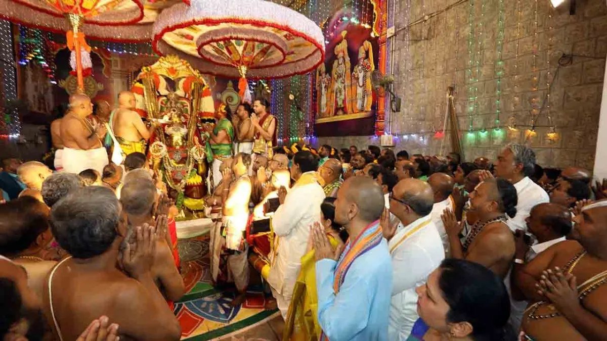 తిరుమల కొండపైకి బైక్లకు నో ఎంట్రీ - దర్శనం, పార్కింగ్ పై టీటీడీ కీలక సూచనలు..!! తిరుమల కొండపైకి బైక్లకు నో ఎంట్రీ - దర్శనం, పార్కింగ్ పై టీటీడీ కీలక సూచనలు..!!