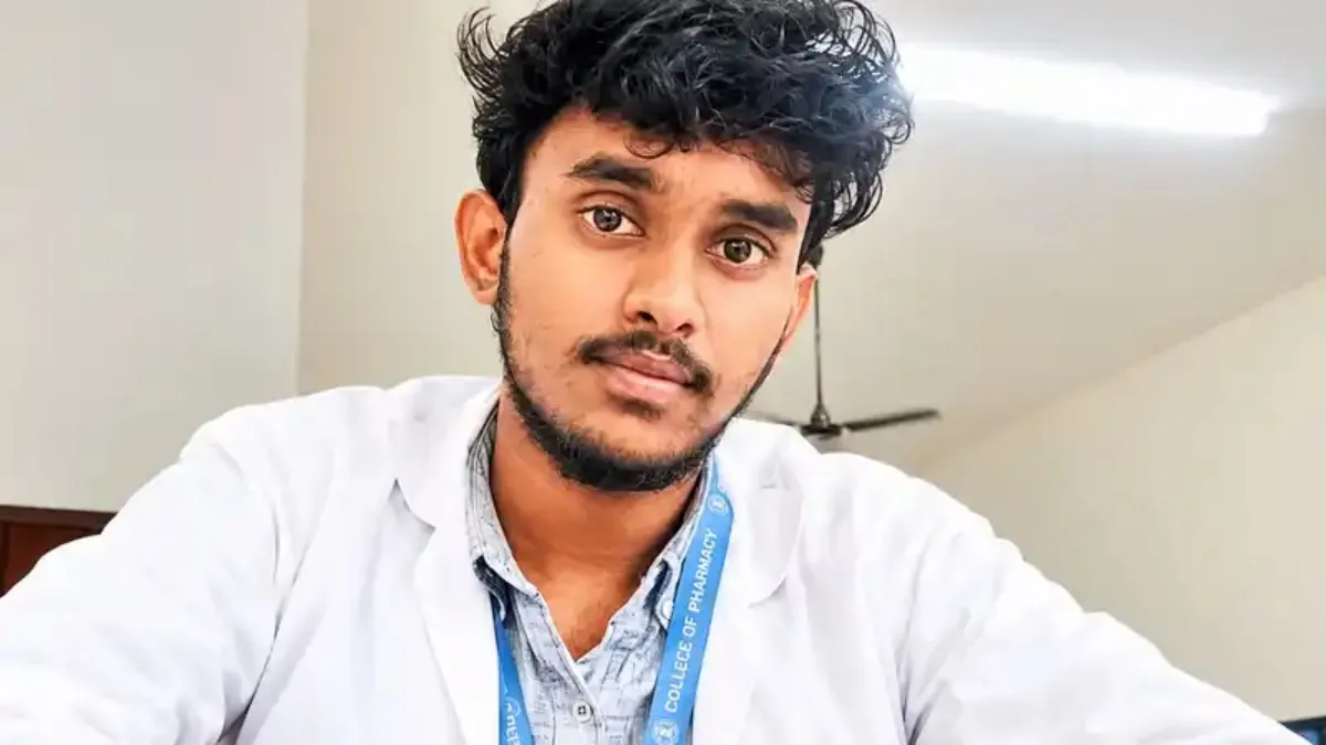 'నాన్నా.. నీకు ఈ డ్రెస్ బాగుంటుంది'.. అంటూనే క్షణాల్లో కుప్పకూలిన యువకుడు.. ఏమైందంటే..?